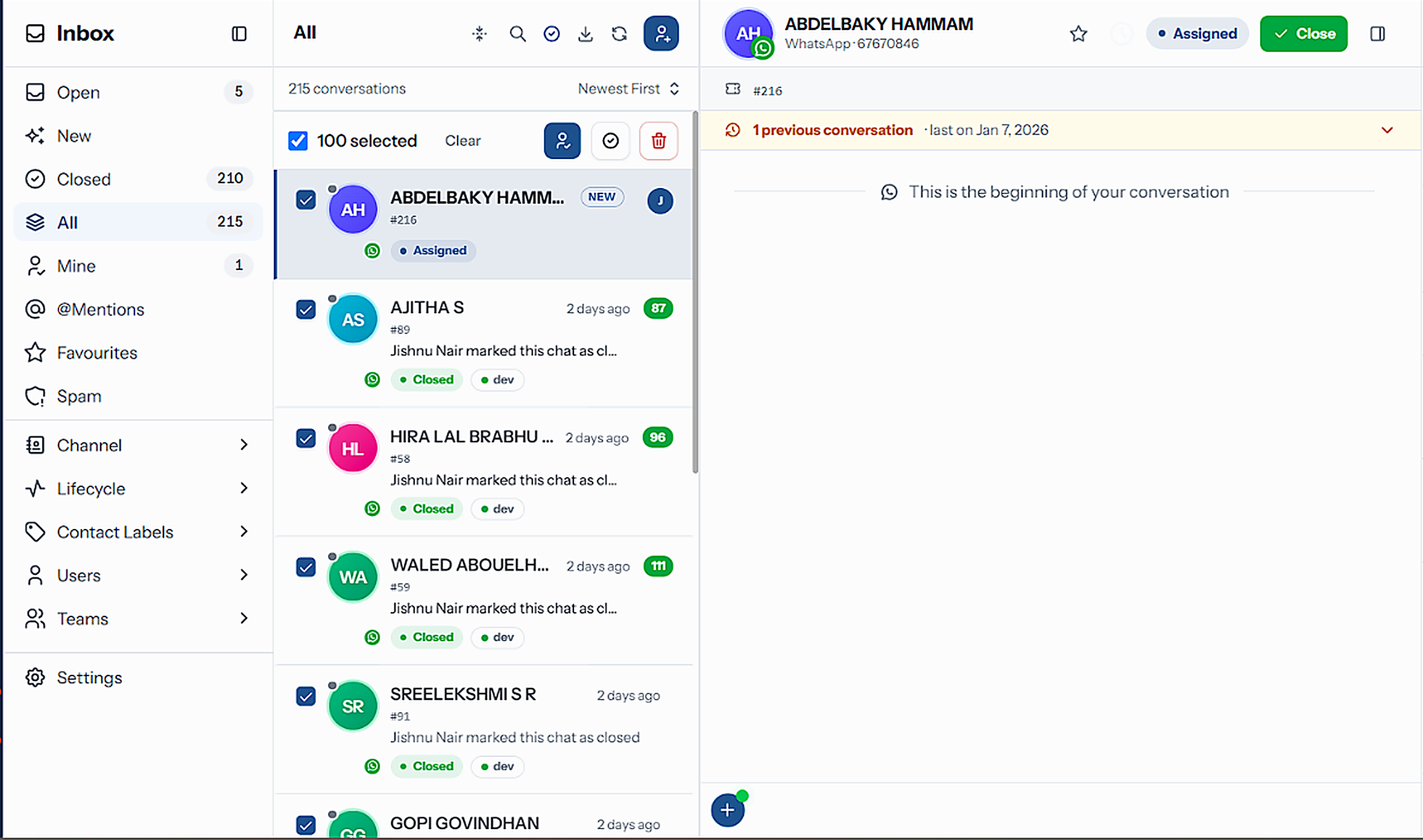 Selection mode with rows ticked and the selection bar